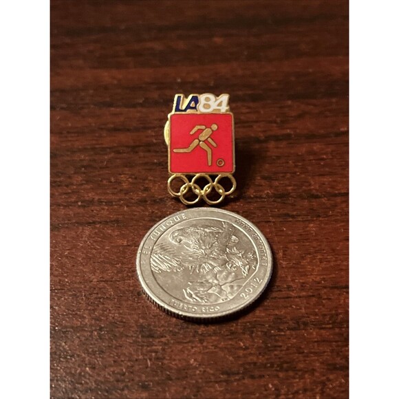 1984 Los Angeles Olympics Soccer Event Lapel Hat Pin - Picture 2 of 3